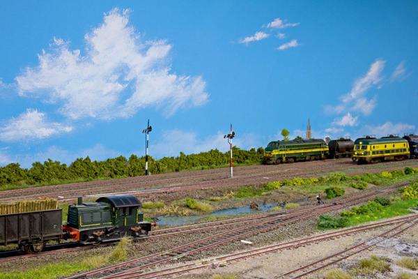 De 5300 de 5900 de rangeerlok, Sik in 1 beeld De 5300 de 5900 de rangeerlok, Sik in 1 beeld