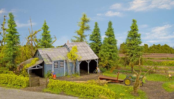 zomaar een opslagschuur de fiets krijgt een poetsbeurt. zomaar een opslagschuur de fiets krijgt een poetsbeurt.