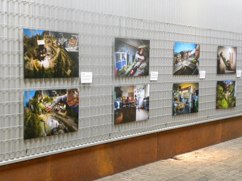 een gedeelte van de fotoexpositie een gedeelte van de fotoexpositie